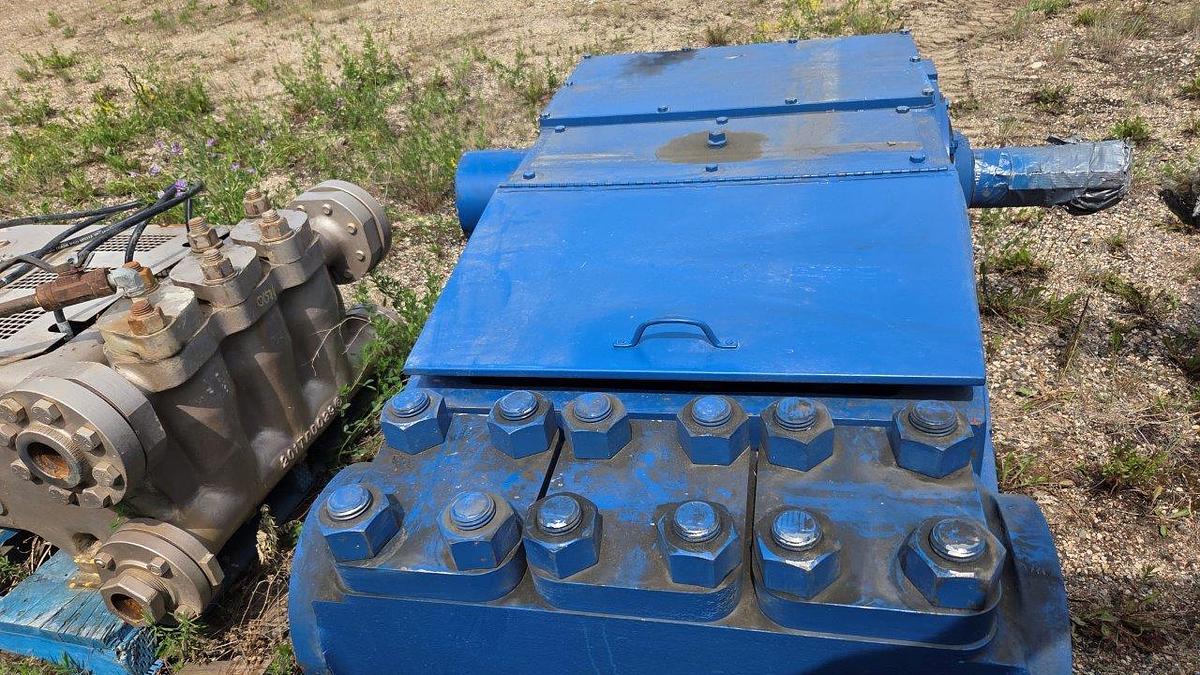 National Oilwell Varco "NOV" 250T-5M Triplex Pump