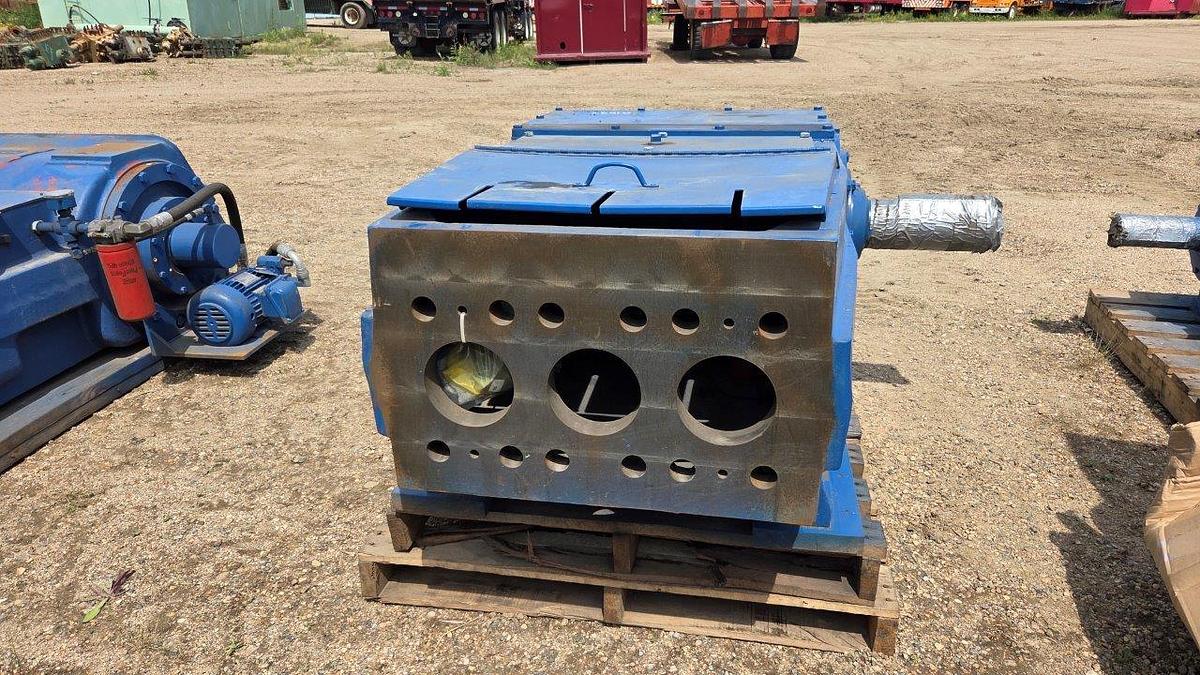 Used National Oilwell Varco "NOV" 200T-5 Triplex Pump