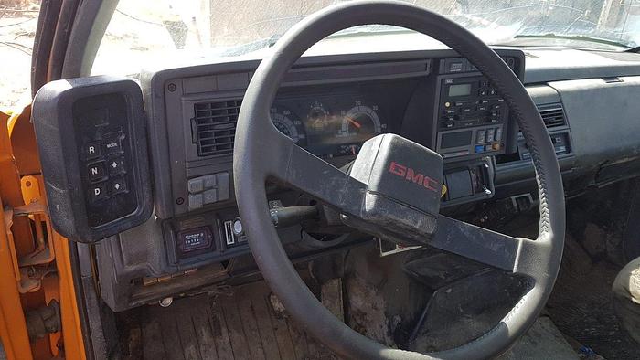 Used 2000 GMC Tandem Axle Bed Truck