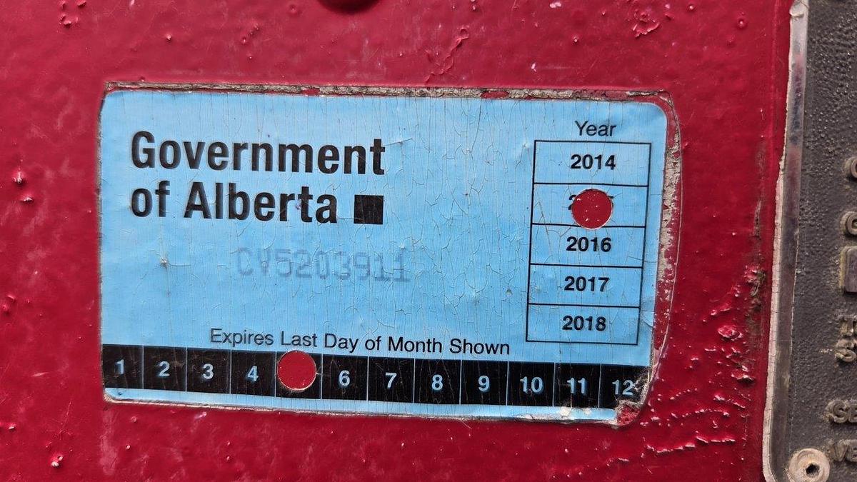 Used Alloy Trailers Inc 48' Tandem Axle Van Trailer