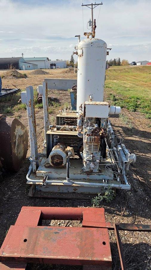 Used Quincy 325-18 Air Compressor Package