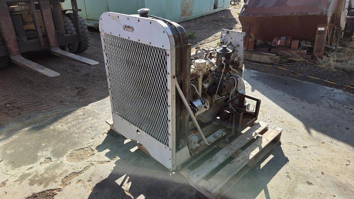 Used Chrysler Industrial Engine Ind 251