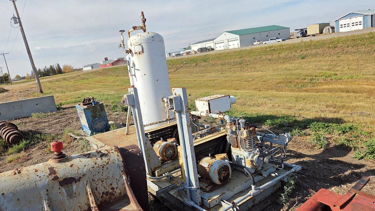 Used Quincy 325-18 Air Compressor Package