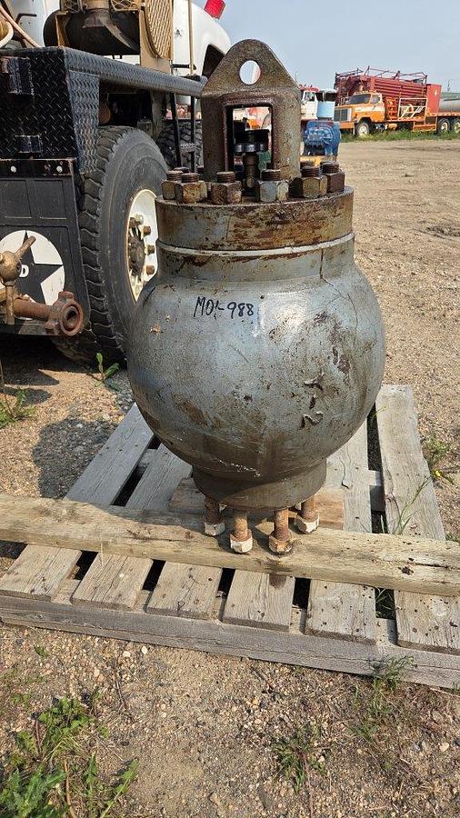 Used "Continental Emsco" Style PD 43 Pulsation Dampener