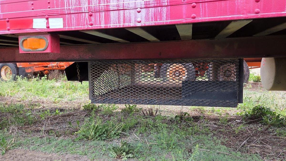 Used Alloy Trailers Inc 48' Tandem Axle Van Trailer