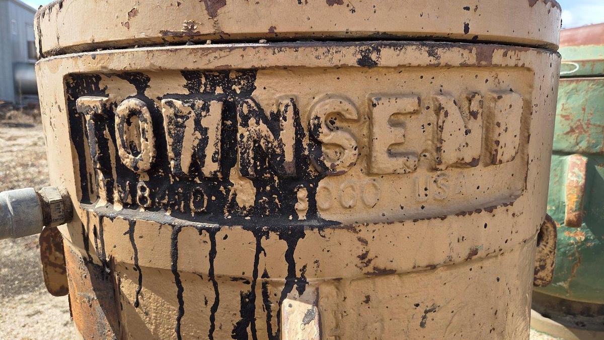 Used Townsend 7 1/16" 3M Annular BOP