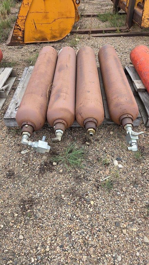 Used Closing Unit / Accumulator Nitrogen Bottles