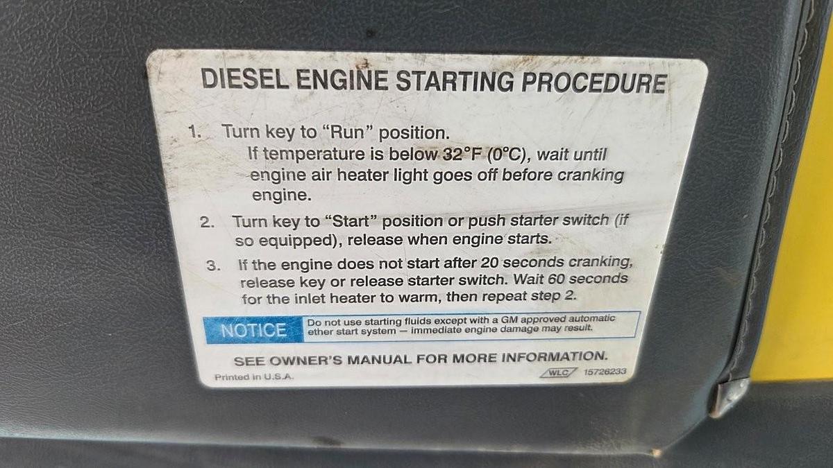 Used 2000 GMC C8500 Tandem Axle Bed Truck