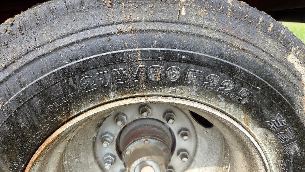 Used Alloy Trailers Inc 48' Tandem Axle Van Trailer