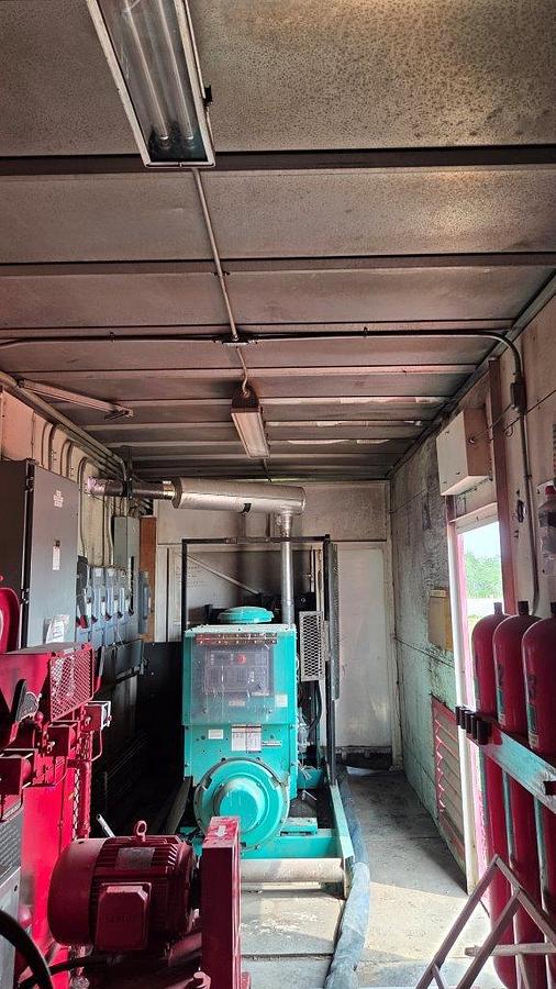 Used Alloy Trailers Inc 48' Tandem Axle Van Trailer