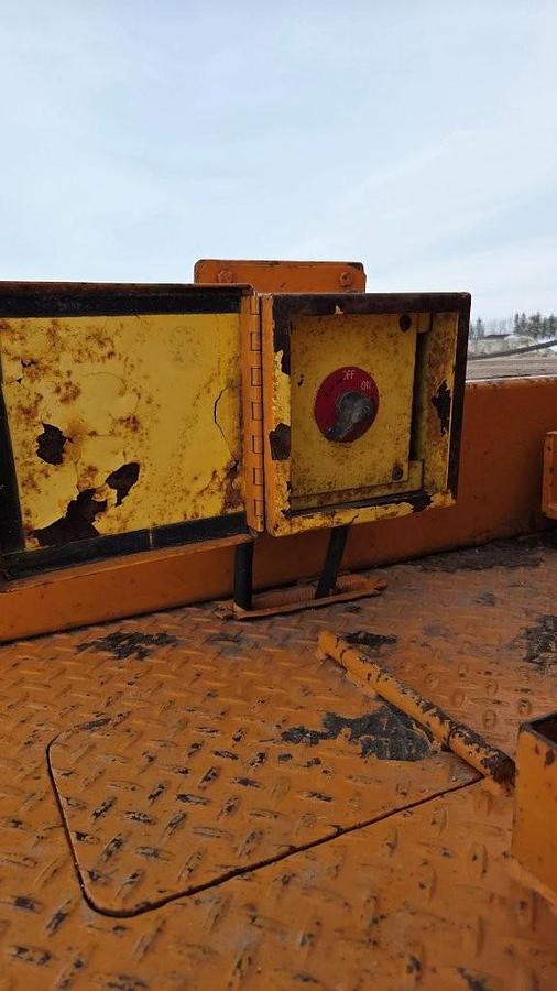 Used 2000 GMC C8500 Tandem Axle Bed Truck