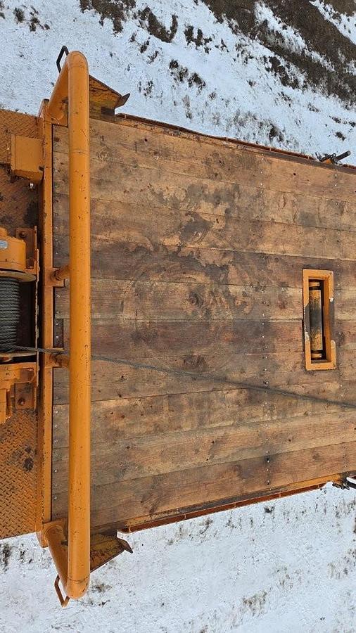 Used 2000 GMC C8500 Tandem Axle Bed Truck