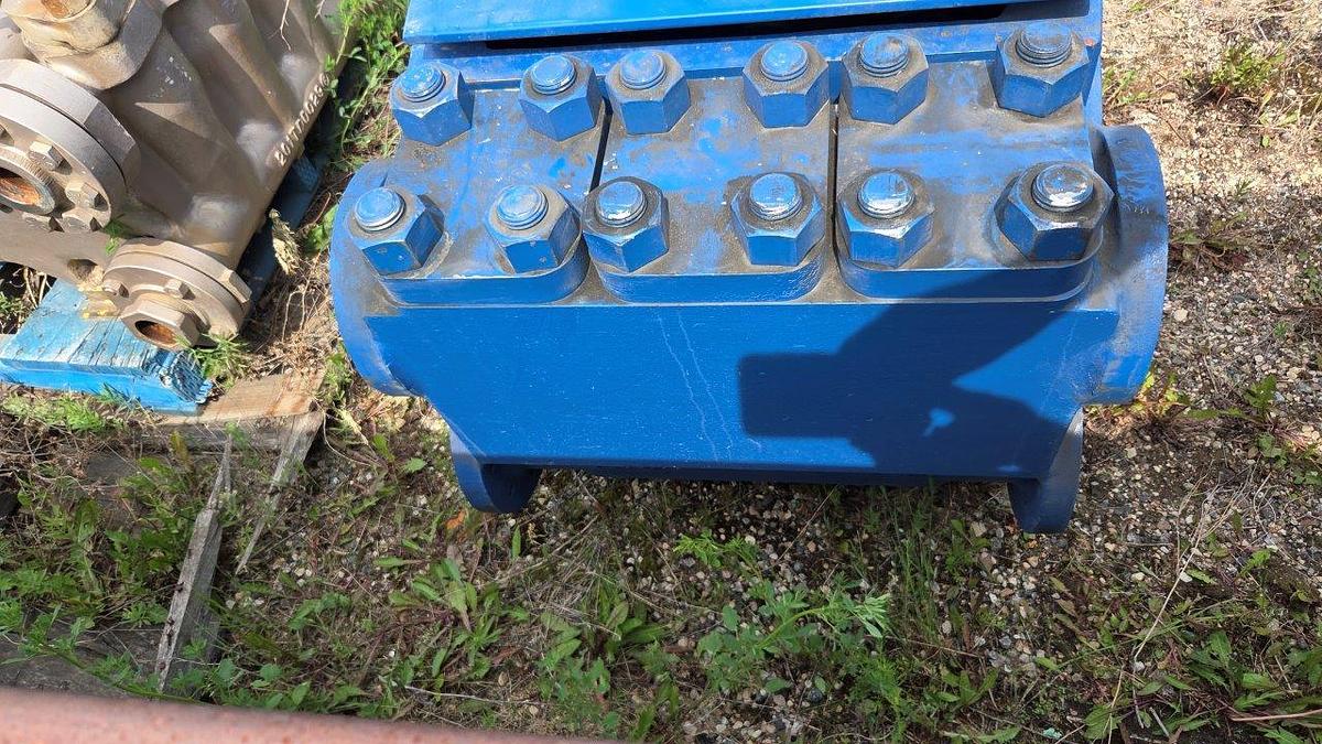 National Oilwell Varco "NOV" 250T-5M Triplex Pump