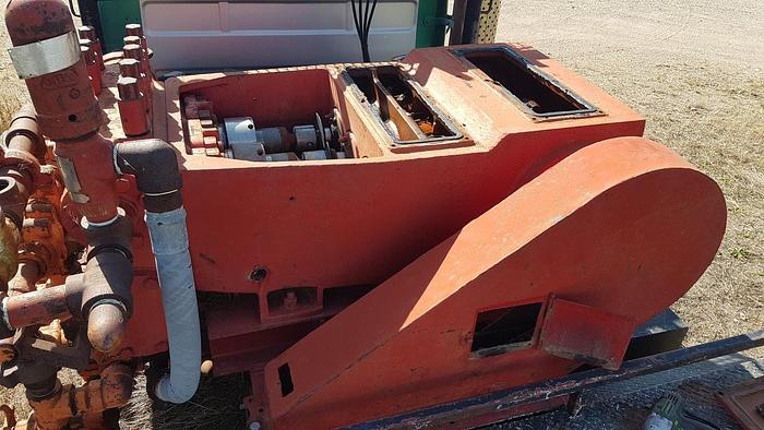 Used 1982 MACK RS686L ST Tandem Axle Oilfield Pump / Kill Truck