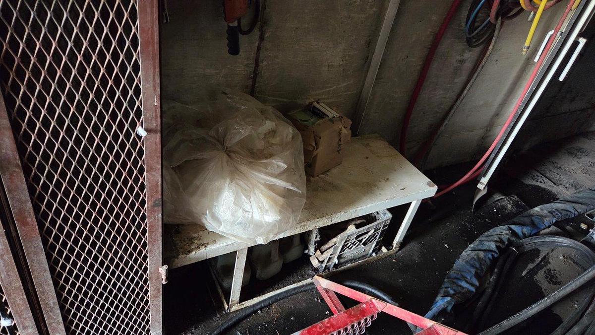 Used Alloy Trailers Inc 48' Tandem Axle Van Trailer