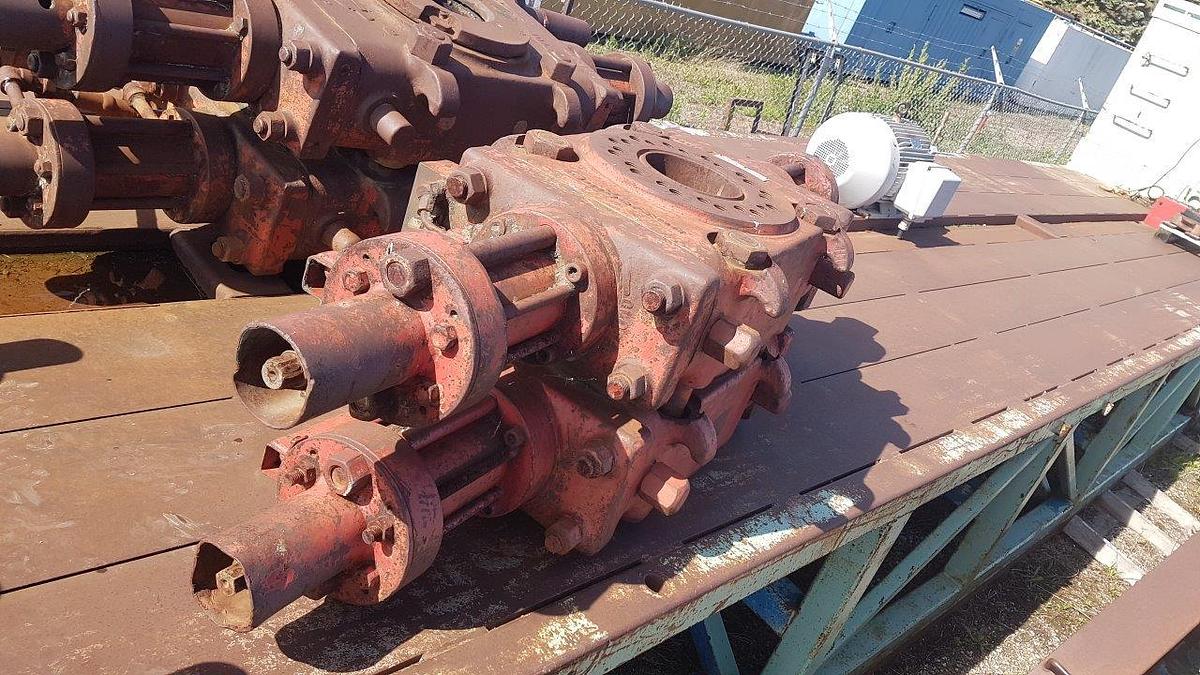 Used GUIBERSON 7 1/16" 3M Double Ram BOP