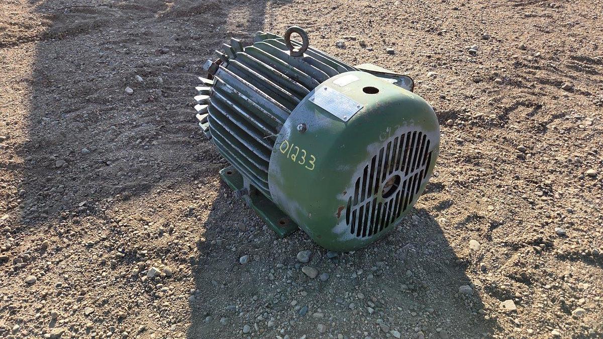 Used Toshiba 15/10/7.5 HP Triple Rate Electric Motor