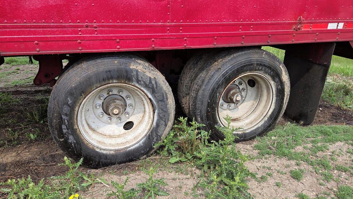 Used Alloy Trailers Inc 48' Tandem Axle Van Trailer