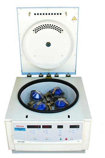 Used Thermo Electron IEC Centra GP8 Centrifuge With 216 Rotor and Buckets (7762)W