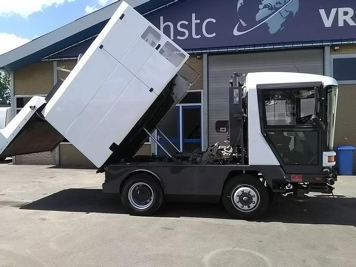 Gebruikt 2004 Ravo 560 STH