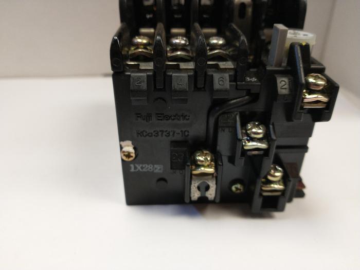 Used FUJI MAGNETIC CONTACTOR SRC3631-5-1 OKUMA 5 pole GH202