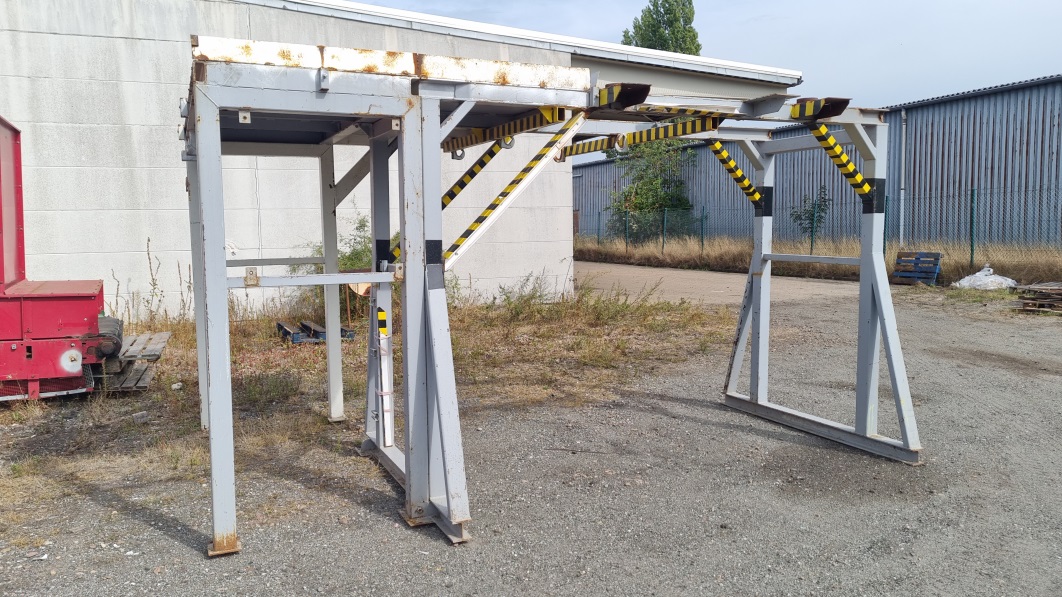 Used Einwellenzerkleinerer Untha LRK 1000
