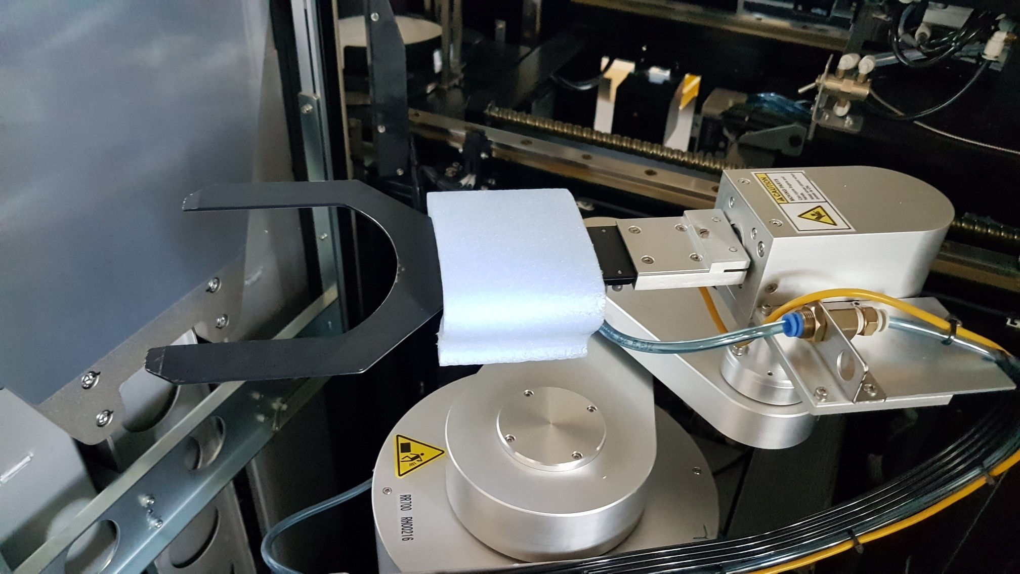 Used LINTEC RAD-2500F / 12RM Wafer Mounter