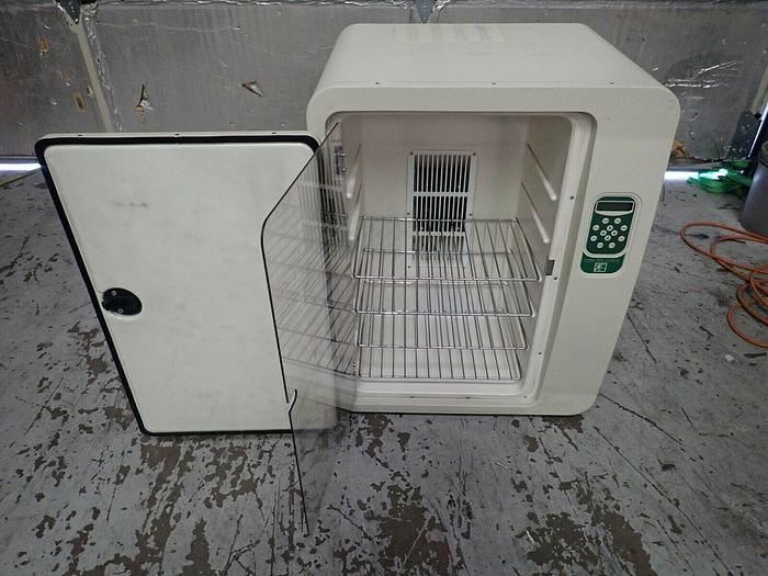 Used Torrey Pines Scientific Model IN45 ECHOtherm Chilling Incubator