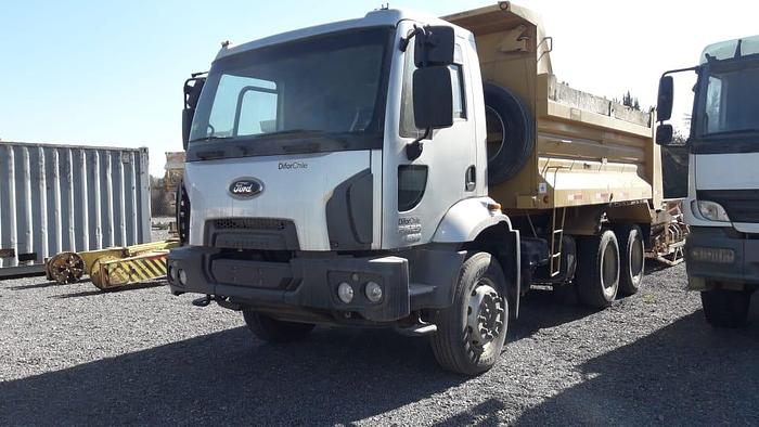 2013 FORD CARGO 2629