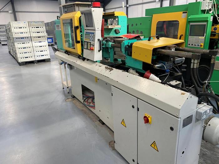 Used 1997 Arburg Allrounder Selecta 270S 250-60 Injection Moulding Machine