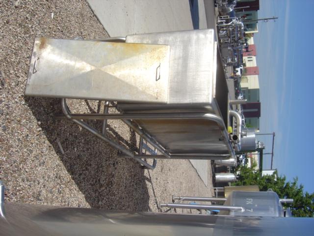 Usado TWO COMPARTMENT CIP TANK-30/60 GALLONS