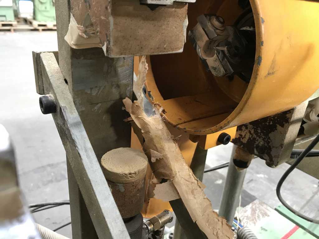 Usato Fresatrice smussatrice automatica per teste di gambe o elementi tondi