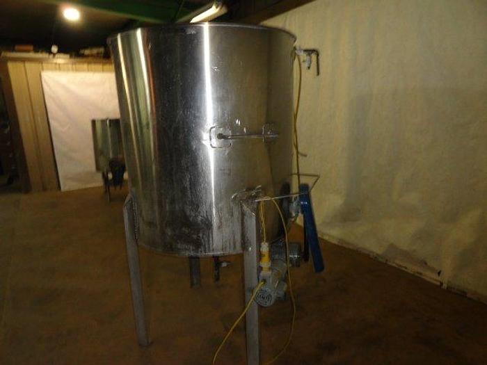 Used Perry Stainless Steel Tank; 300G Capacity w/Side Agitation