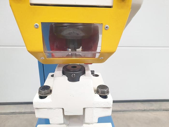 Gebraucht Lochstanze Mubea KL 350