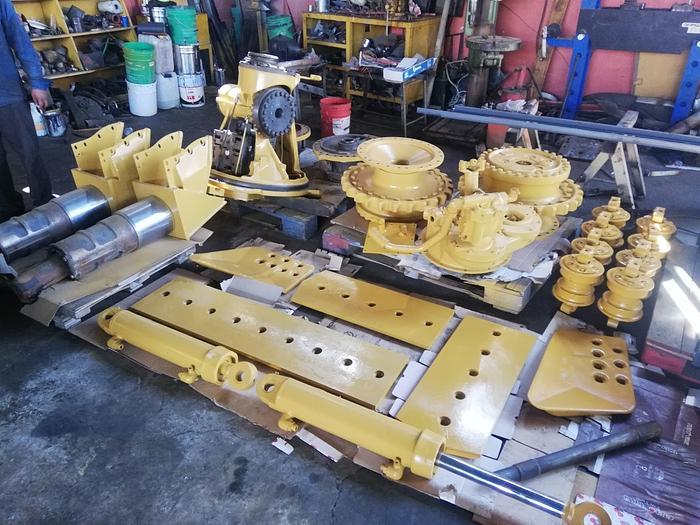 2005 Caterpillar D5H