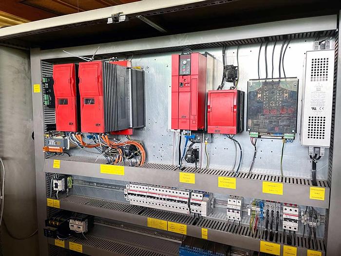 Used Hundegger K2-4 BHF joinery line  for log house production