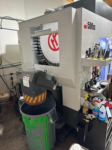 Used 2020 HAAS UMC-500SS 5-Axis 15,000 RPM HSK Spindle CNC Vertical Machining Center