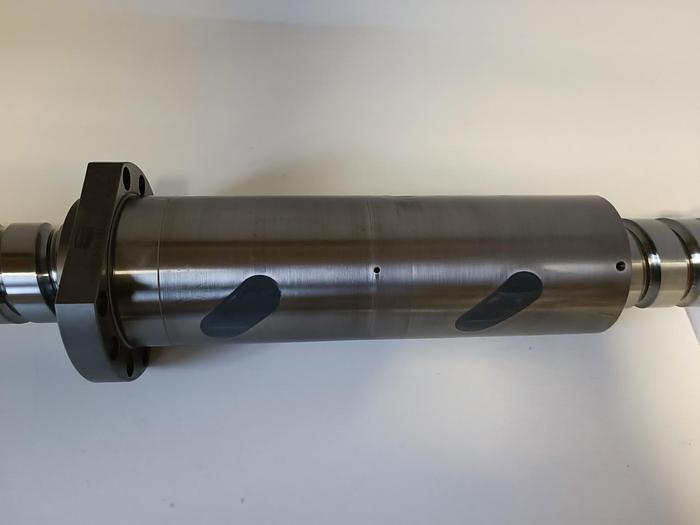 Geschliffener Präzisions Kugelgewindetrieb, D63mm, 1275mm, Steinmeyer, neu