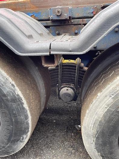 Used MACK ROLL-OFF 1999 RD 690 S GALBRAITH HOIST