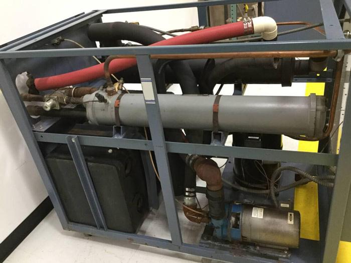 Used AEC NXGW-7.592171 Water Cooled Chiller 7.5 Ton USED