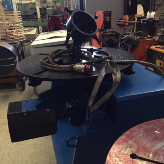 Usato POSIZIONATORE DI SALDATURA 10 QL.