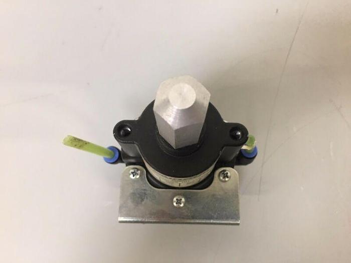 Used Fairchild 10222 Pneumatic Pressure Regulator Max 500 PSIG 35 bar 3500 kPa