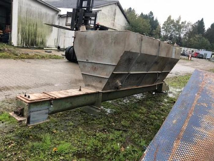 Used Supplement / feeder 3 m3