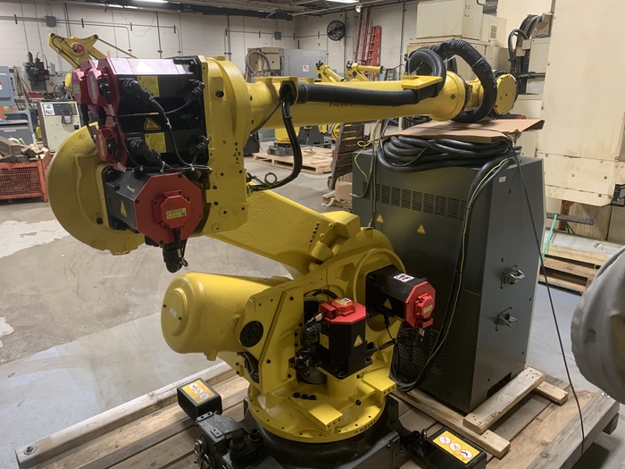 Used FANUC R2000iB/125L 6 AXIS CNC ROBOT WITH R30iA CONTROLLER