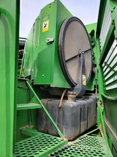 Used John Deere 9600 Combine