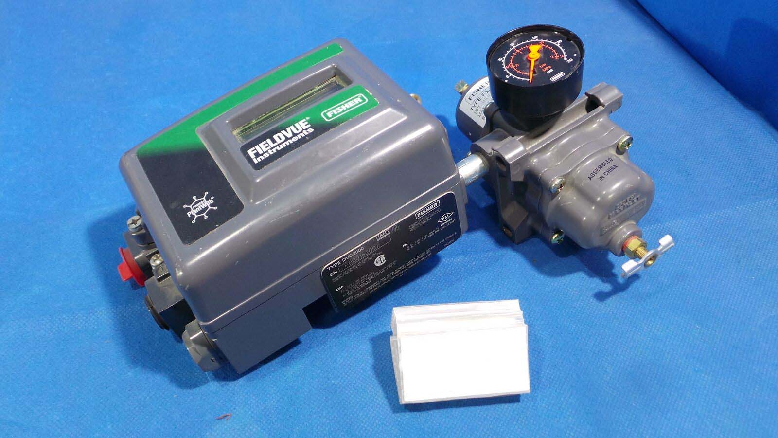 Used FISHER DVC2000 Controller, DVC2000 / FIELDVUE / Fisher / With Fisher Pressure Regulator FS-67CFR-224