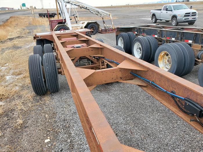 Used 40' Delta Container / Chassis Trailer - 3 Axle