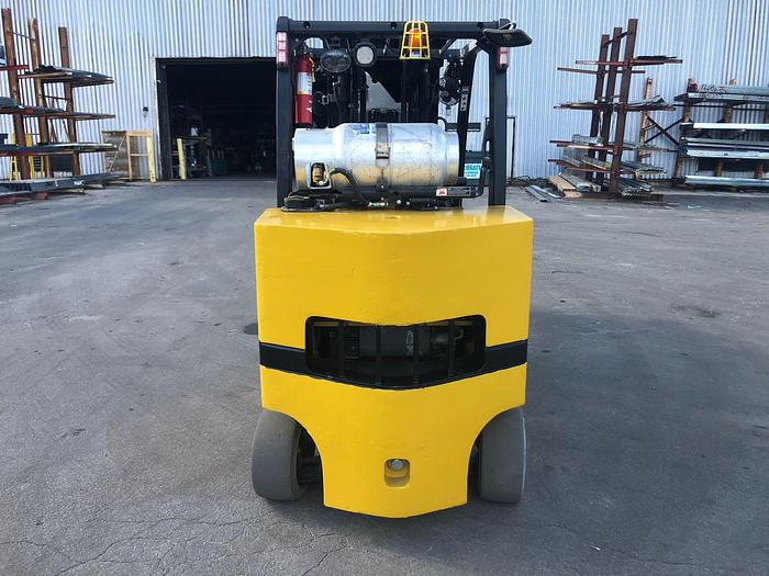 Used 12,000 POUND YALE ROLL CLAMP TRUCK MODEL GLC120VXPRS W/ 72" CLAMP MFG. 2015 LOWERED MAST 92"