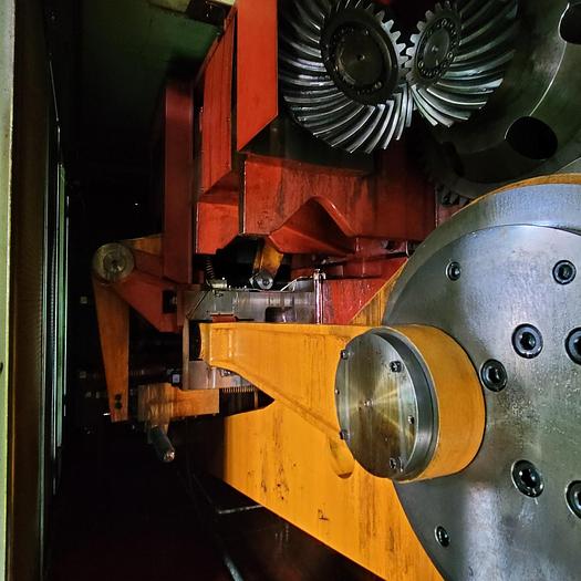 Used Part Former Hot Sakamura HPF-550SS