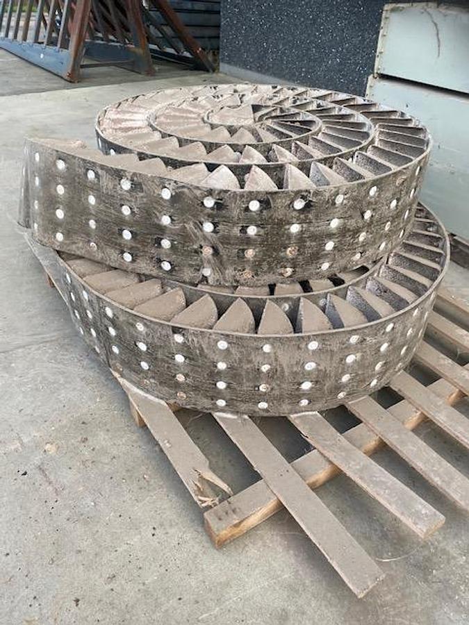 Used Bucket elevator 120t/hour height 12m